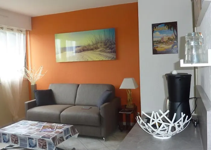 Proche Port Et Plages, Piscine * Hyères